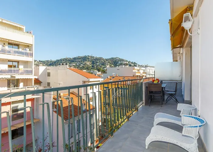 Luxury Between Antibs And Croisette